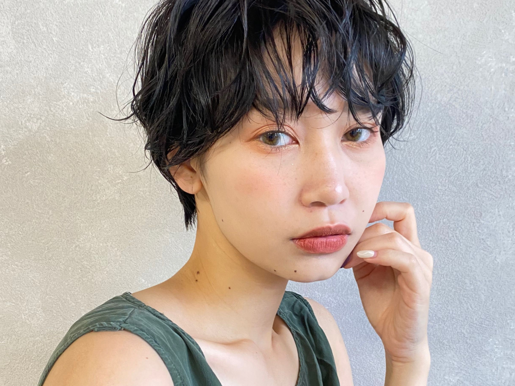 【loki】髪質改善 パーマ エアーウェーブ 酸性ストレート